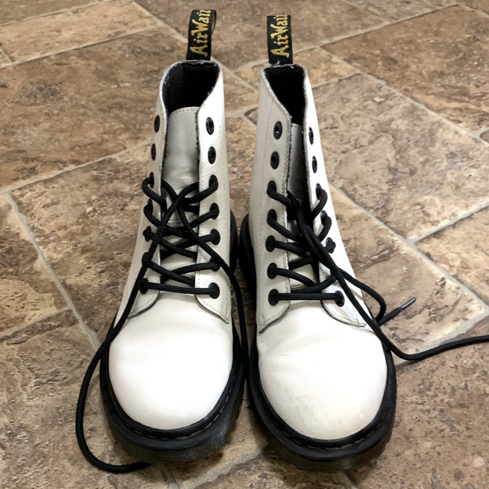 White unisex dr martens boots